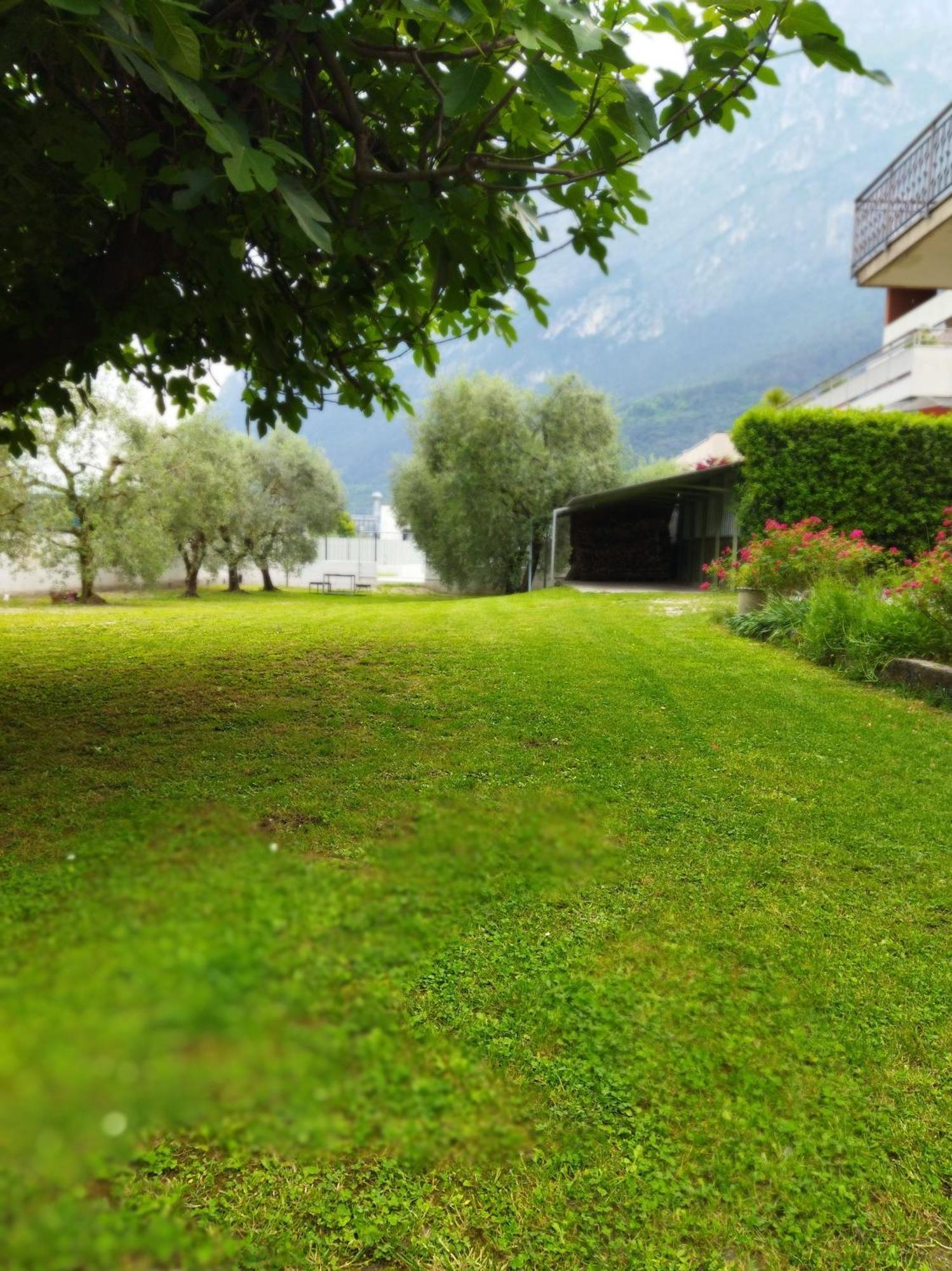 Apartamento Rose Garden House Wi-Fi Riva del Garda Exterior foto