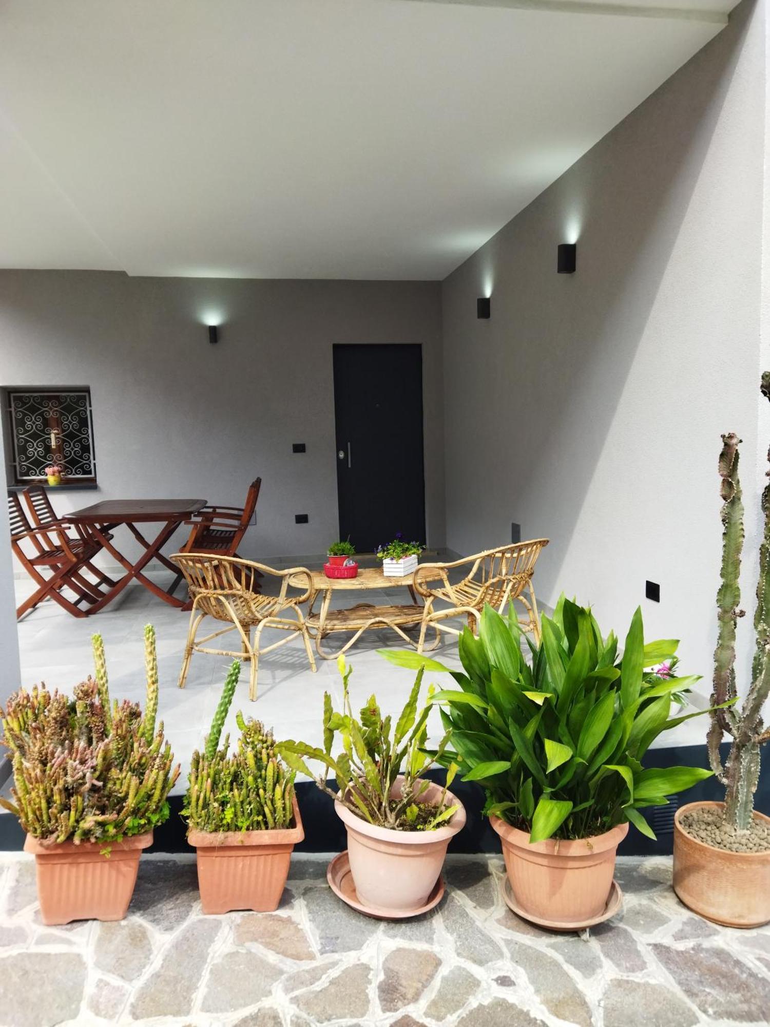 Apartamento Rose Garden House Wi-Fi Riva del Garda Exterior foto